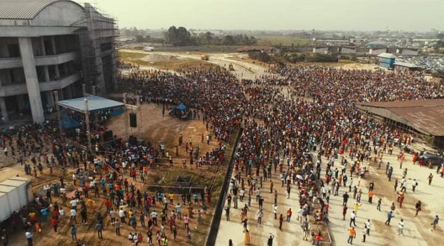 a section of the worshippers at the cathedral 636x353 1