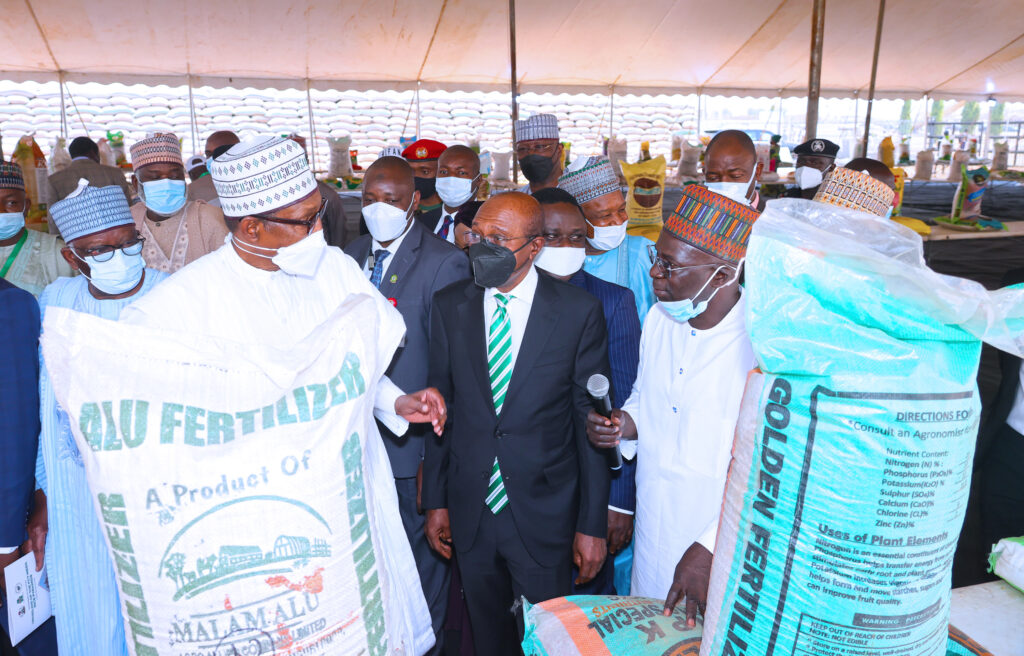 president buhari launches 2022 fct mega rice pyramid 8 1024x656