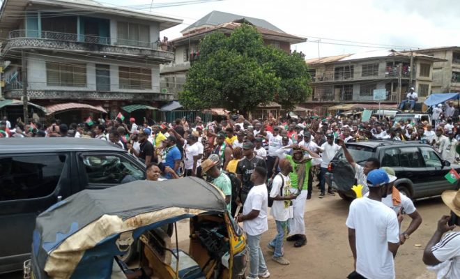 Peter Obi’s supporters hold mega rally in Onitsha, shut down major streets