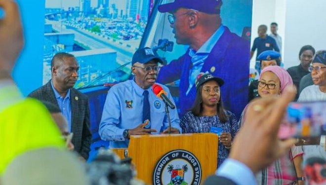 sanwo olu at lagos blue line train 1 750x375