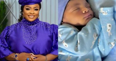 Dayo Amusa and son