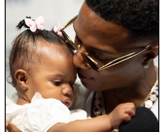 Wizkid and daughter