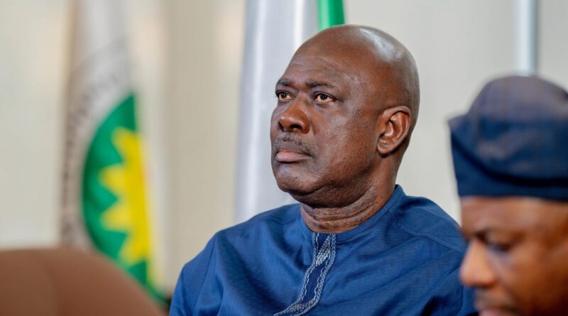 Minister of State for Petroleum Resources (Oil), Senator Heineken Lokpobiri