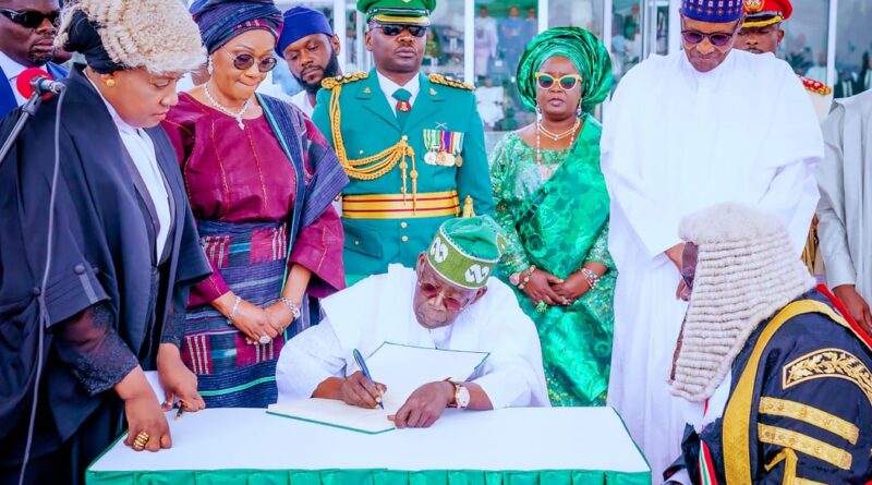 Tinubu and some people