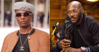 Wizkid slams 2Baba for ranking burna boy above him